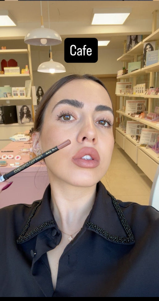 L.a. girl olovka za usta CAFE