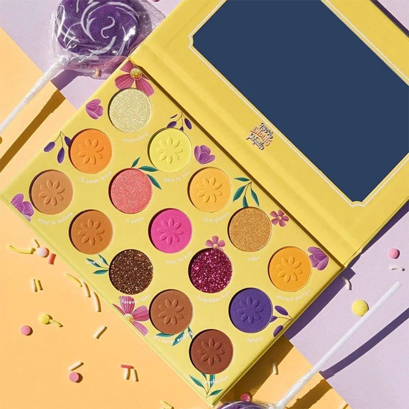 Kara beauty palette